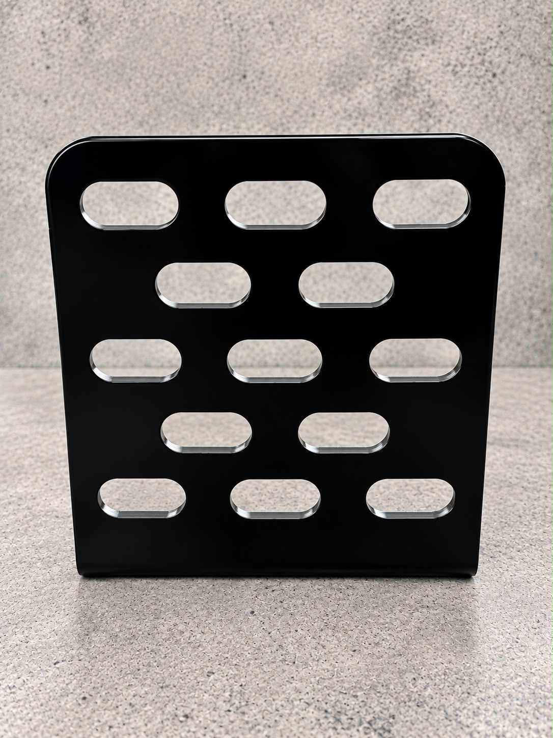 Black Metal Compressor Mounting Bracket – Heavy Duty Automotive Support